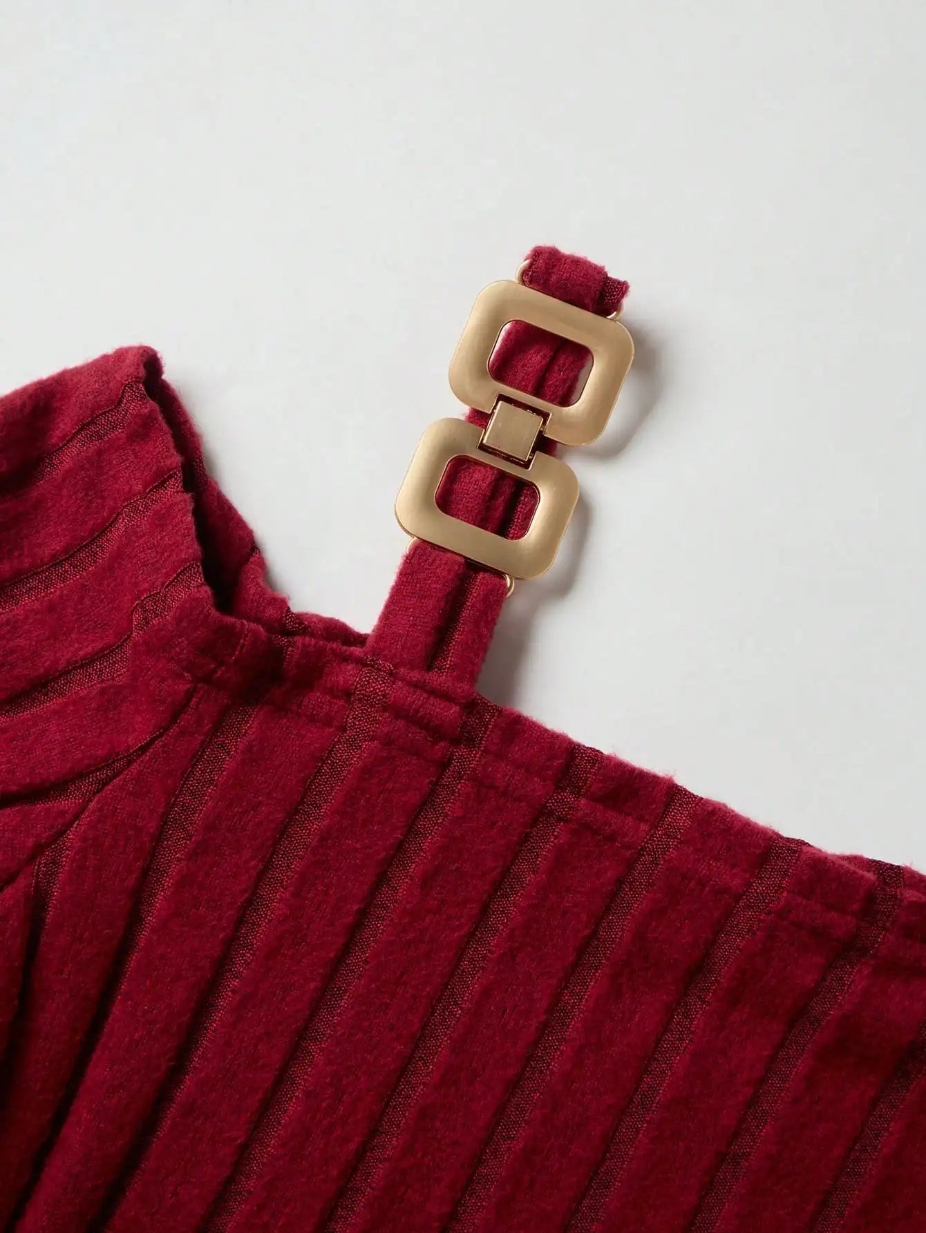 A Wine-red Off-the-shoulder Long-sleeved Tight Dress for Women - A Pleated Party Dress Bodycon Summer Casual Dress