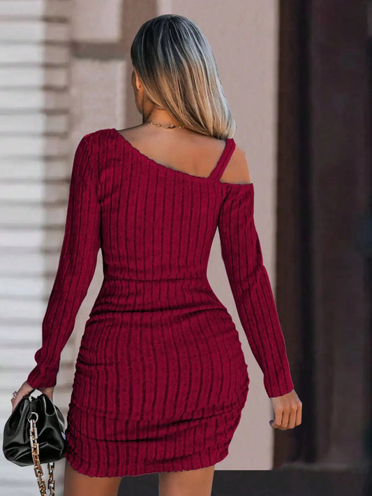 A Wine-red Off-the-shoulder Long-sleeved Tight Dress for Women - A Pleated Party Dress Bodycon Summer Casual Dress